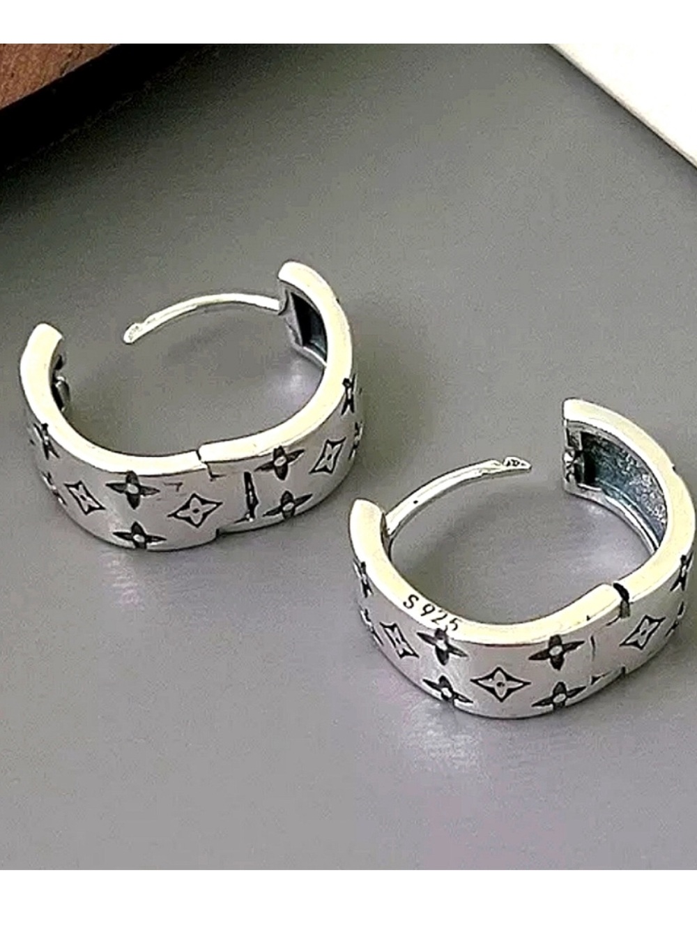Sterling Silver Plated Silver Huggie Hoop Earrings Minimalist - Picture 6 of 15